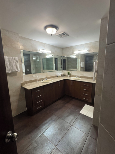 Bathroom 5, Vista Mar 3 bedroom ocean view Beach Golf Marina, San Carlos