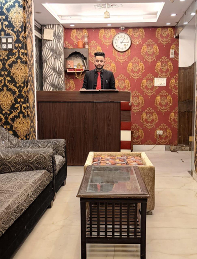 Others 5, Hotel Samara, Delhi