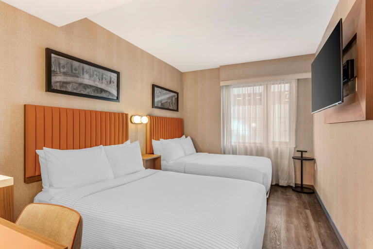 Bedroom 5, Cambria Hotel New York Times Square, New York