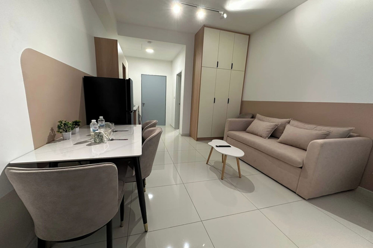 Living area 2, Majestic Residence KLCC By Flixhome, Kuala Lumpur