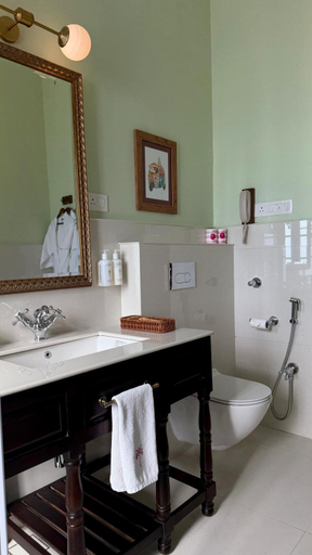 Bathroom 3, Daspan House - A Heritage Hotel, Jodhpur