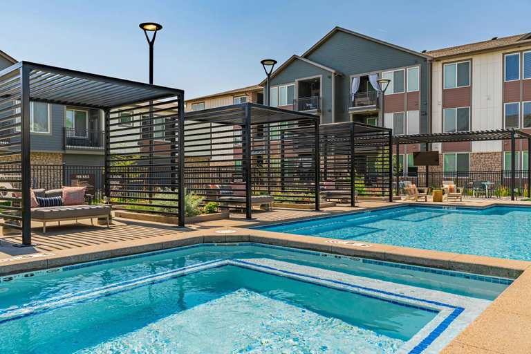 Pool 4, Landing Apartments Denver - Firestone, Weld