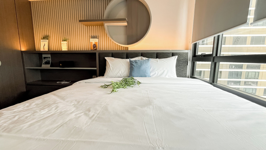 Room 5, Studio Near Grand Serpong Mall At Apartment Collins Boulevard, Tangerang