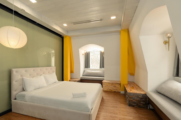 4, Villa Diamond 7 bedrooms, District 2