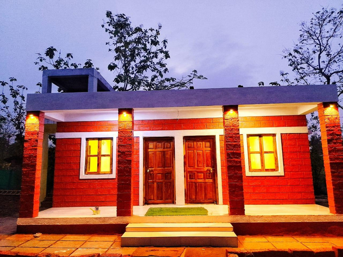 Exterior & Views 1, Patil resort, Raigarh