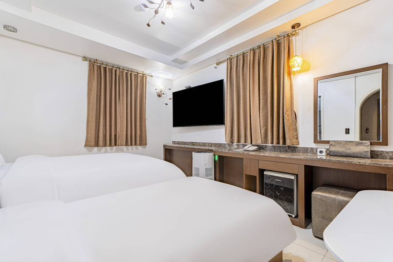 Bedroom 2, Youngdeungpo CIEL Hotel., Yeongdeungpo