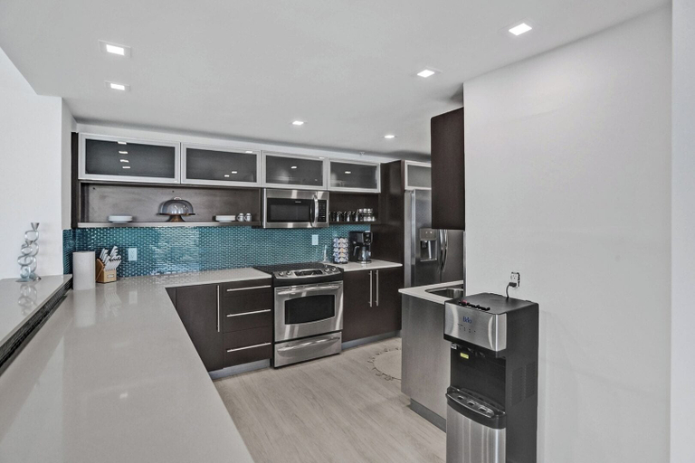 Floor plan 3, Oceanview Penthouse Pool Beach Access, Broward