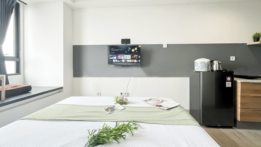 Bedroom 2, Modern Look Studio Room At Collins Boulevard Apartment, Tangerang
