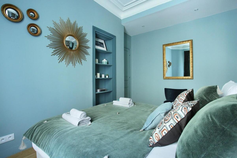 Bedroom 2, Apartment Champ de Mars - Tour Eiffel by Studio prestige, Paris