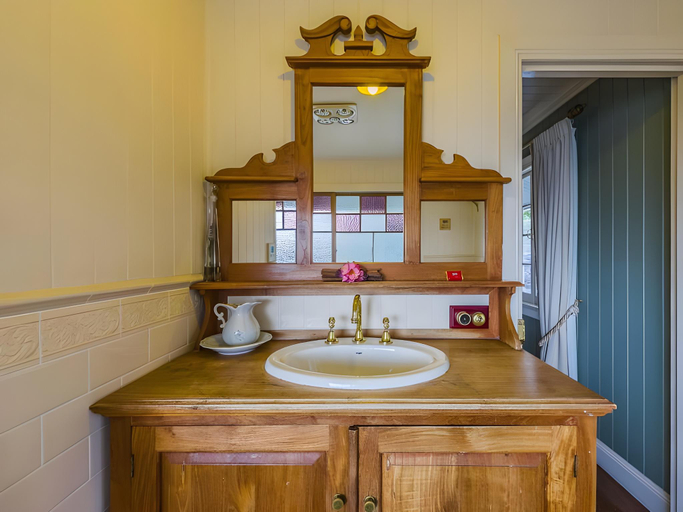 Bathroom 3, Branell Homestead Bed and Breakfast, Laidley