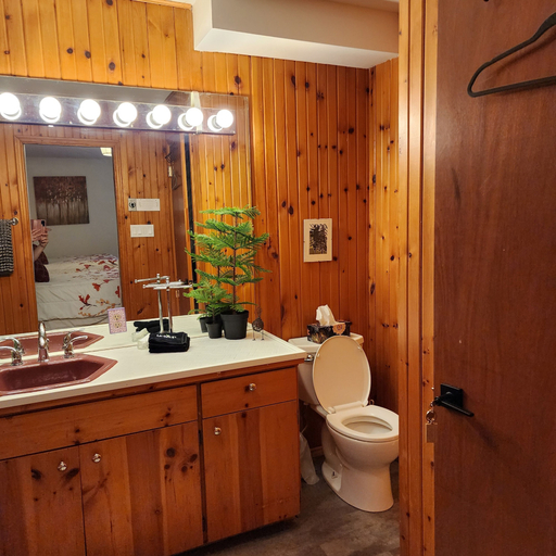 Bathroom 5, The Mulberry House on the Grand, Brant