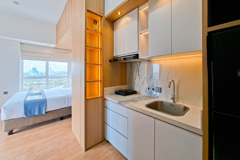 Room 4, Wooden Tone Studio At Casa De Parco Apartment, Tangerang
