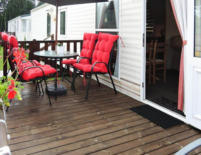 Others 5, Mobile Home in Kolczewo With a Terrace, Kamień