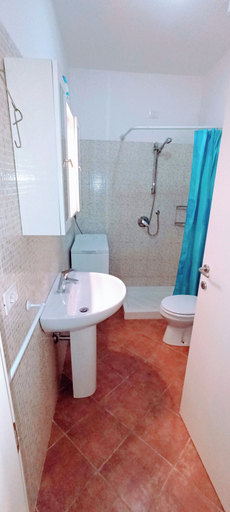 Bathroom 4, VILLA TIGULLIO, Genova