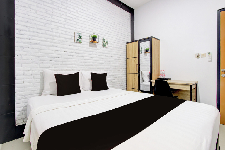 Room 2, Hotel O Rumah Daun Guesthouse Jogja, Yogyakarta