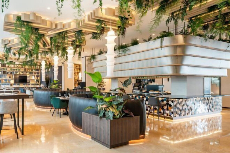 Bar (on property), Ilunion Valencia 4, Valencia