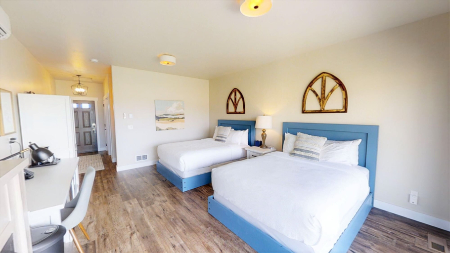 Room 2, The Suites at Indian Springs Montana, Lincoln