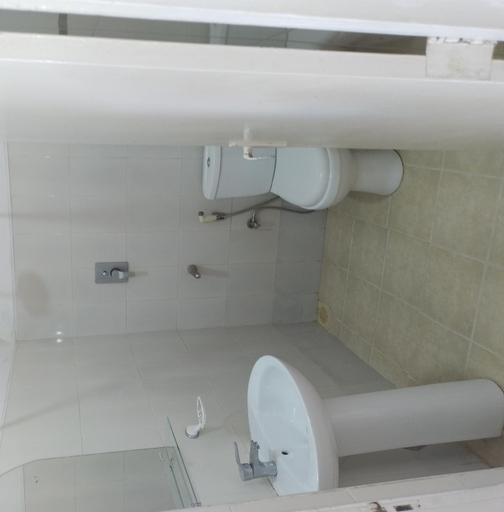 Bathroom 3, Bansri Villa - Mount Lavinia, Dehiwala-Mount Lavinia