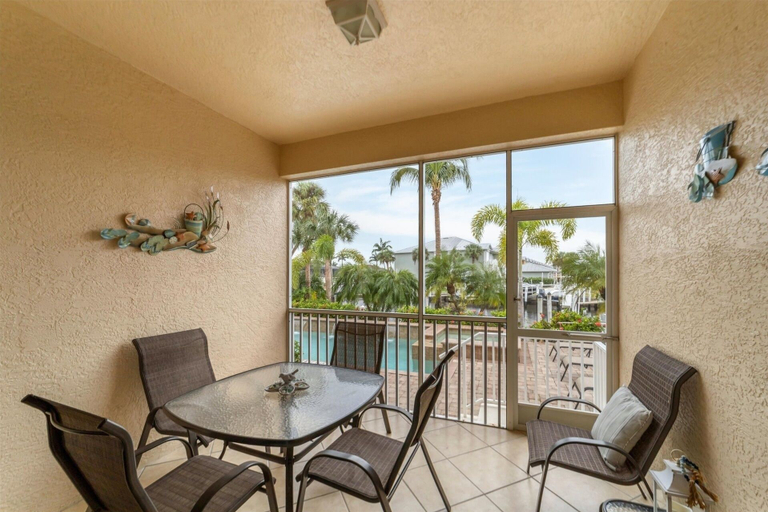 Dining 4, Punta Gorda 3-Bedroom Canalfront Vacation Condo with Dock 3 Condo, Charlotte