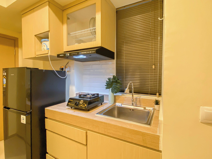 Private kitchen 5, Warm Neutral 2Br At Meikarta Apartment, Cikarang
