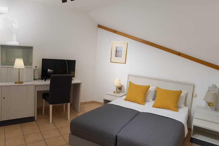Room 2, Stay Smart Giessen Hotel & Appartments, Gießen