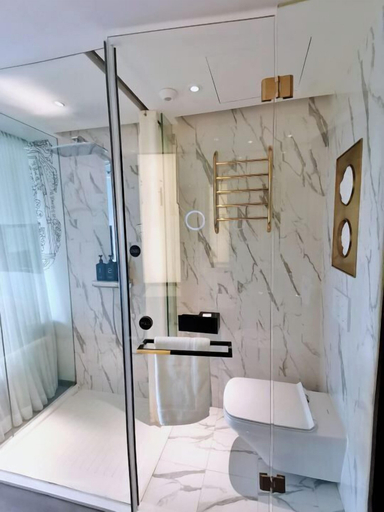 Bathroom, CitiGO Hotel Bell Tower Xi'an, Xi'an