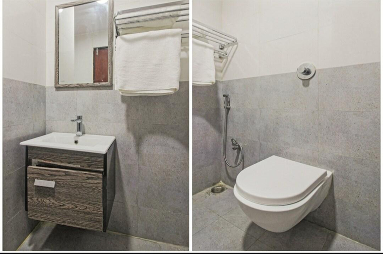 Bathroom 4, HOTEL EXECUTIVE INN - HAILAKANDI, Hailakandi