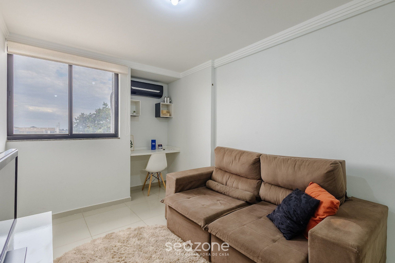 Living area 2, Apts in a Building 800 m fr/ the Catholic Uni. of Brasilia - Crjs, Brasília