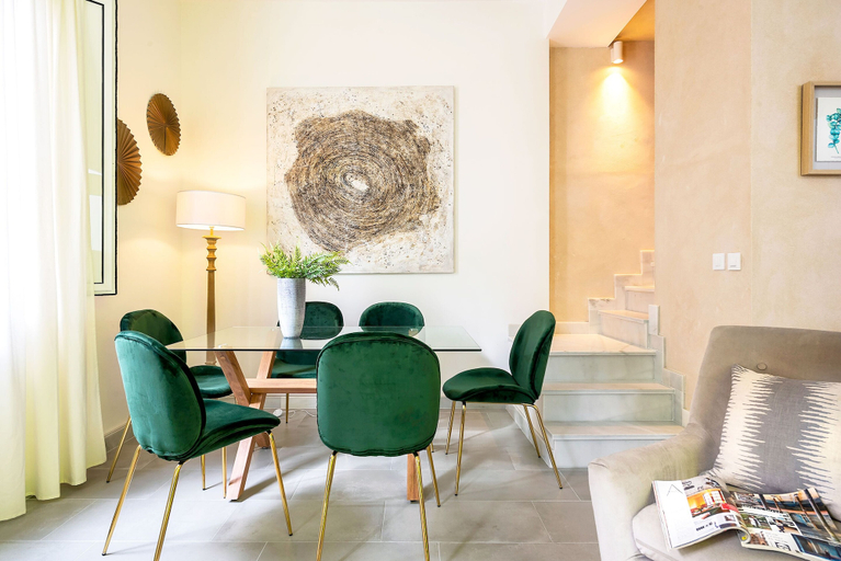 Others 5, Genteel Home Galera IV, Sevilla