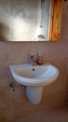 Bathroom, Xlendi Cozy Apartment
