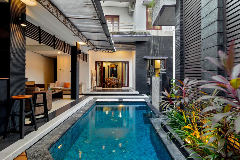 Sport & Beauty 2, 5-Bedroom Private Villa near Padma Beach, Legian, Badung