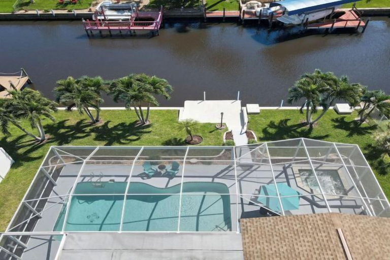 Outdoor pool, Coral Sunshine - large south terrace with pool/spa, Lee