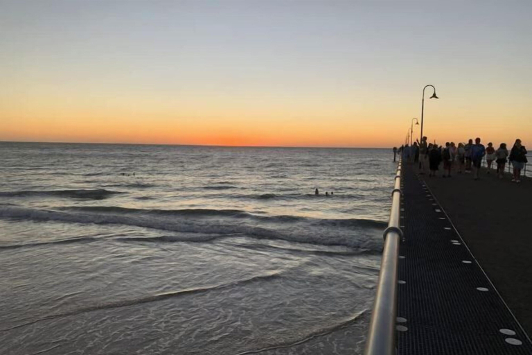 Beach 4, Beach & Bay - Modern Family Stay Glenelg North, Adelaide