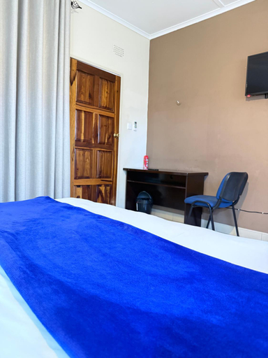 Bedroom 3, Villa Thabiso, Bulawayo