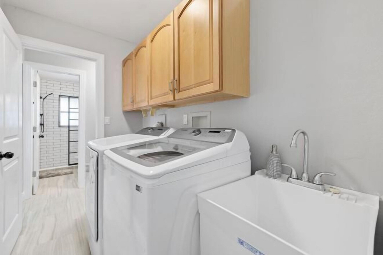 Laundry room, Villa Tarpon Terrace, Lee