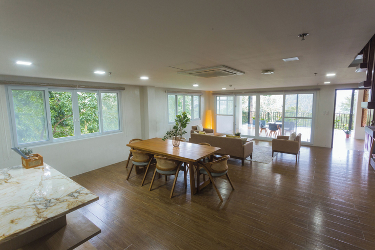 Living area 3, Vine and Canopy, Morong