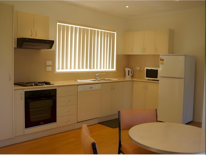 Others 2, Lookout Holiday Units, E. Gippsland - Bairnsdale