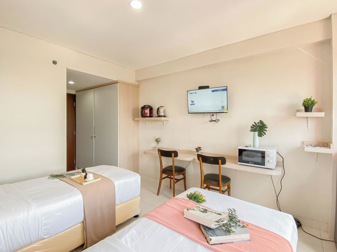 Room 4, Simple Studio (No Kitchen) At Elvis Tower Apartment, Cikarang