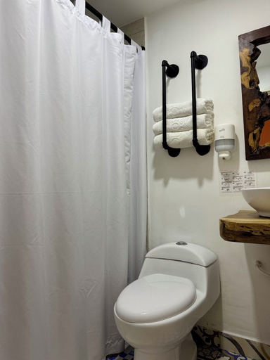 Bathroom 4, Dreamer Cocora, Salento