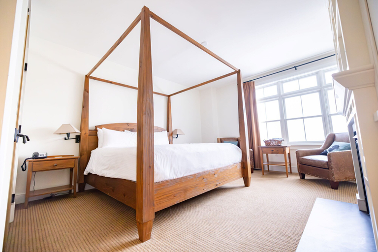 Bedroom 4, Clay Brook Hotel & Residences, Washington