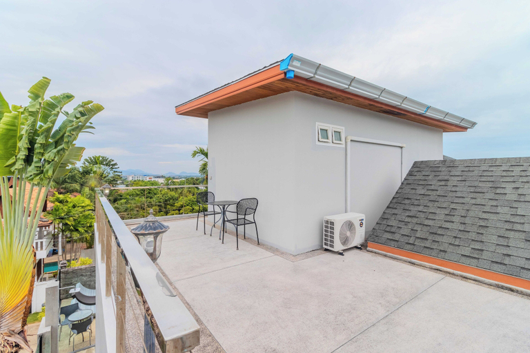 Rooftop terrace, Modern 10BR ZipLine 3 Pools V256, Pulau Phuket
