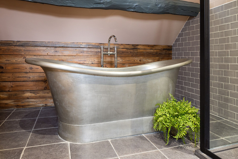 Bathroom 3, The Stag at Stow, Gloucestershire