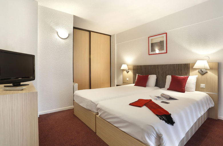 Bedroom 2, Residence Vacanceole - Les Demeures Champenoises, Marne
