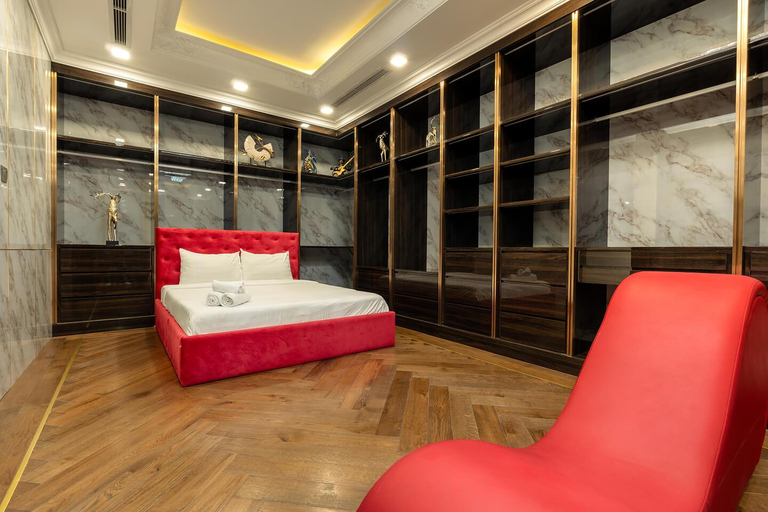 5, Villa Diamond 7 bedrooms, District 2
