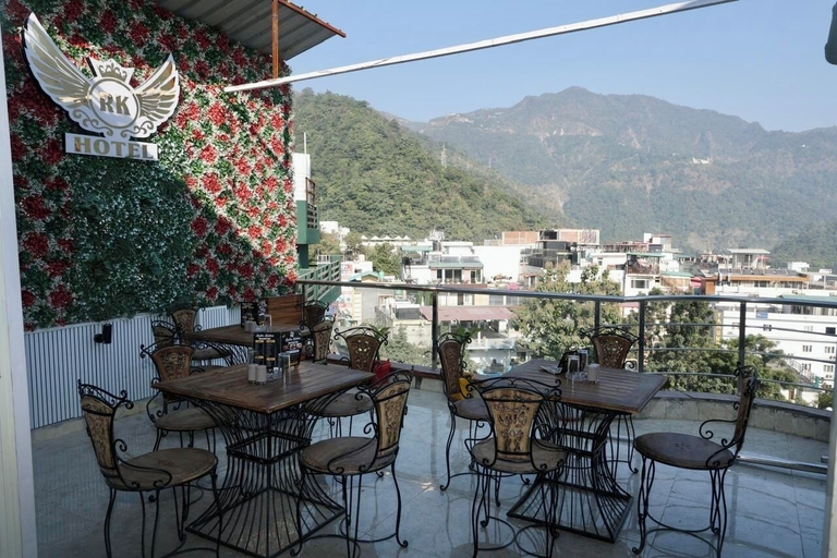 Room service - dining 4, Hotel Drip Inn by RK, Garhwal