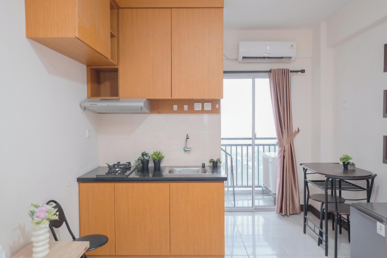 Interior 2, Standard Studio Room At Cinere Resort Apartment, Depok