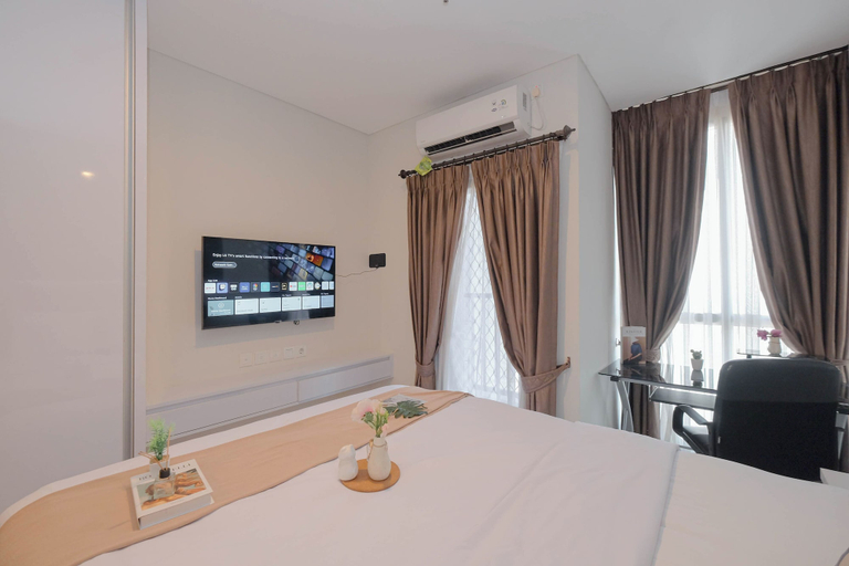 Room 5, Modern Studio At Ciputra World 2 Apartment, South Jakarta