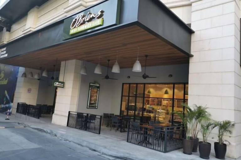 Outdoor dining, Empire City Signature Studio Suites, Petaling Jaya