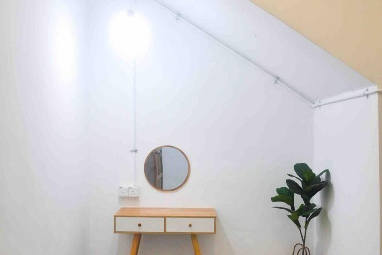 Interior 2, 3 BDR shoplot style homestay Yong Peng three rooms., Batu Pahat