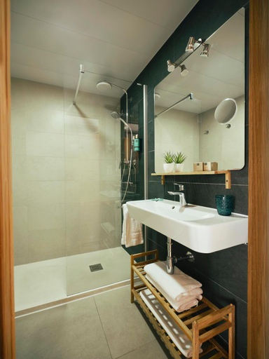 Bathroom 4, Villa Flamenca, Málaga